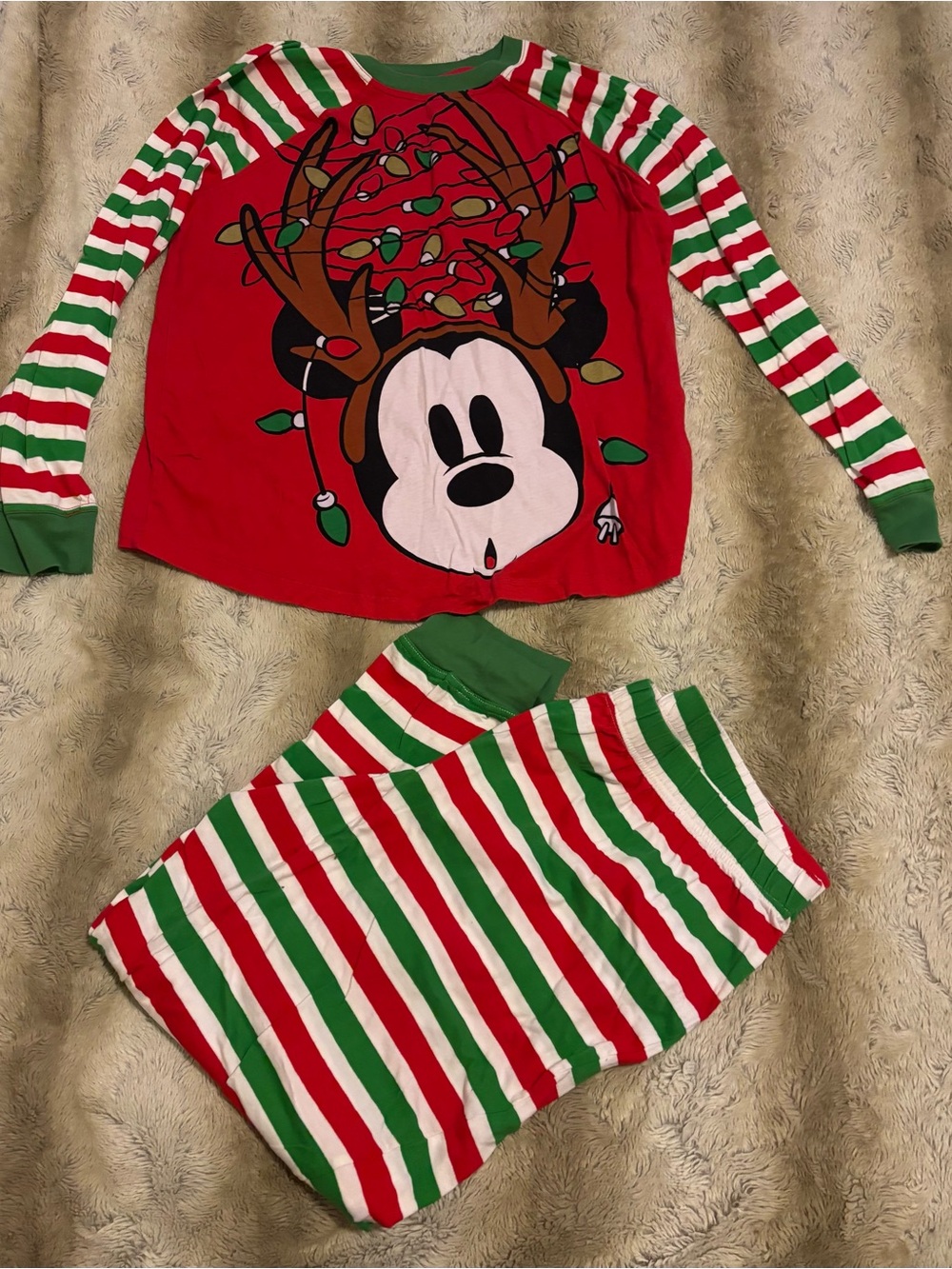 Men’s Disney Christmas Holiday Pajamas - size XL